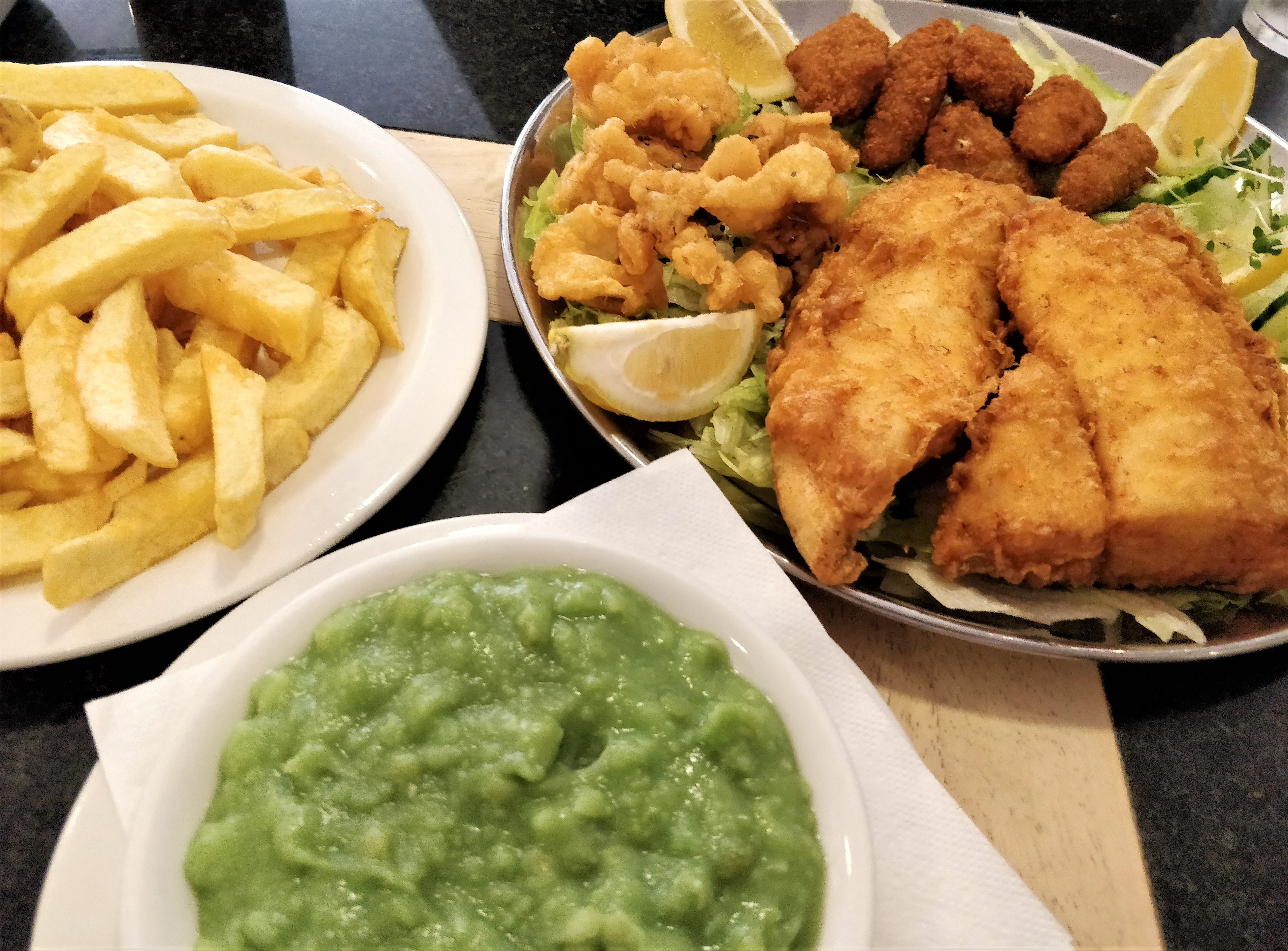 Fish and chips platter SavlaFaire